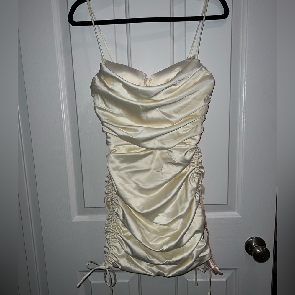 ALL FOR YOU
Lace Trim Satin Mini Dress in Oyster White size 4 brand - Oh Polly